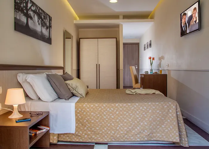Corso Grand Oda ve Kahvaltı 4*