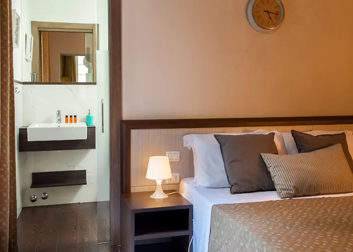 Corso Grand 4* Rome